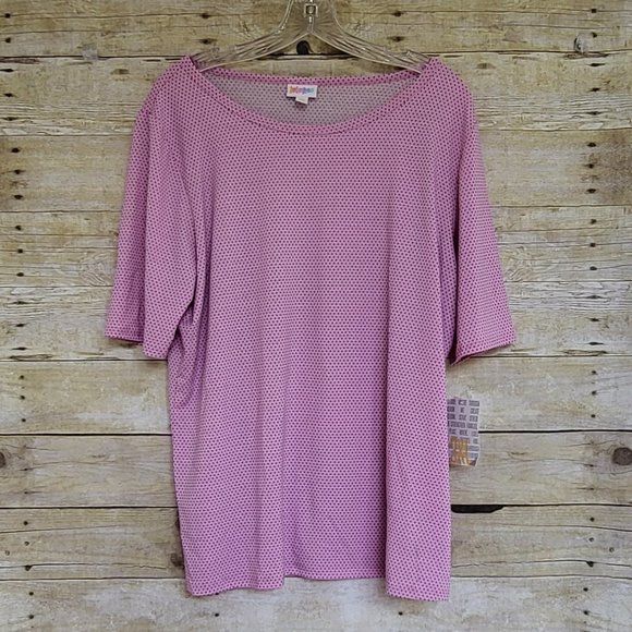 NWT LuLaRoe Gigi Top 3XL - Pink and Hunter Green Tiny Polka Dots - Picture 1 of 7